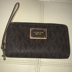 MICHAEL KORS brown wallet